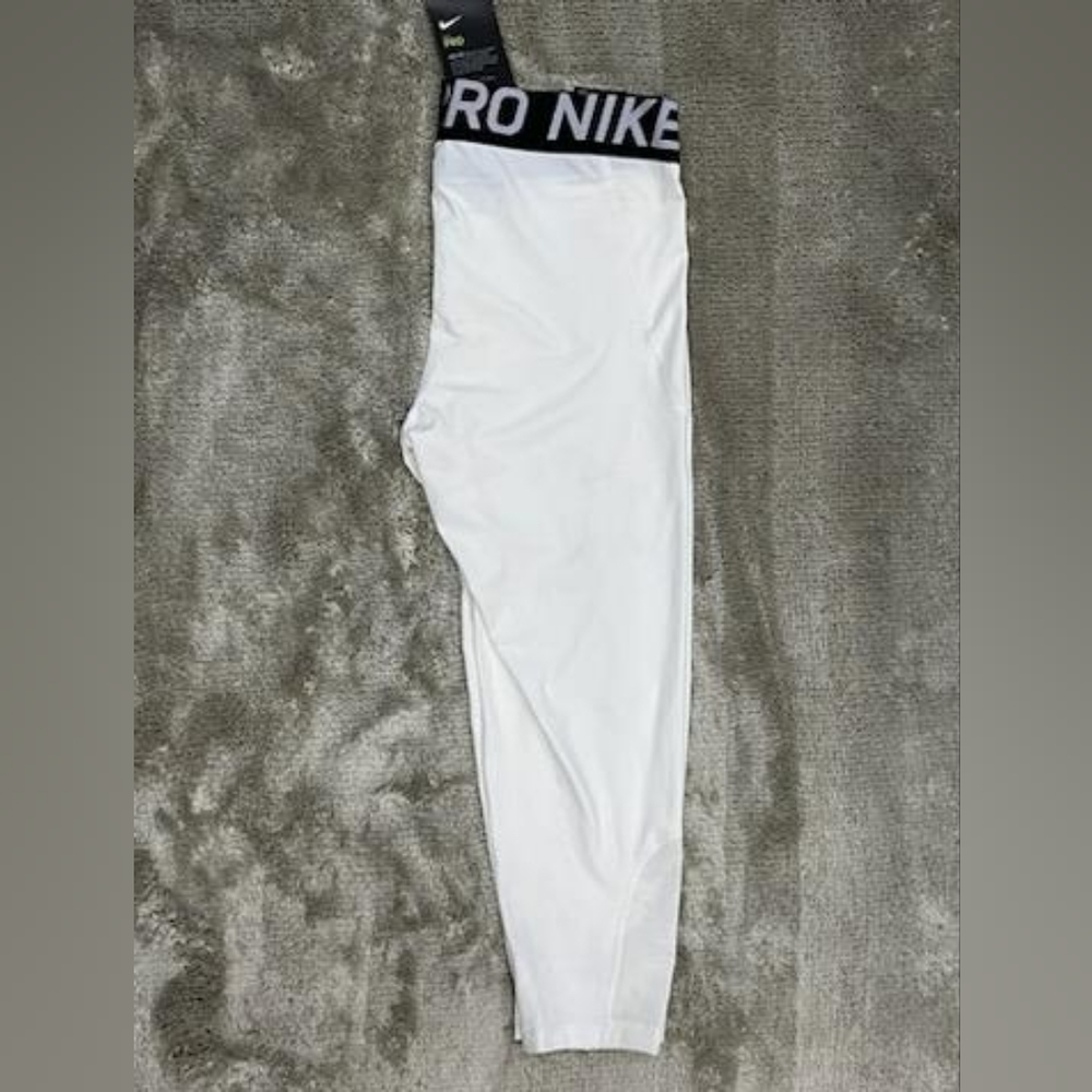 Nike pro - Picture 3 of 5